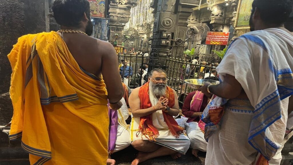 Harisharan Devgan Performs Special Pooja at Srikalahasti for the Farmer’s Welfare